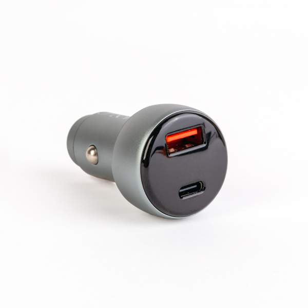Adaptor brichetă auto cu tip C PD și priză USB