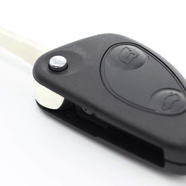 Resigilat - Alfa Romeo - Carcasă cheie - tip briceag, cu 2 butoane - CARGUARD