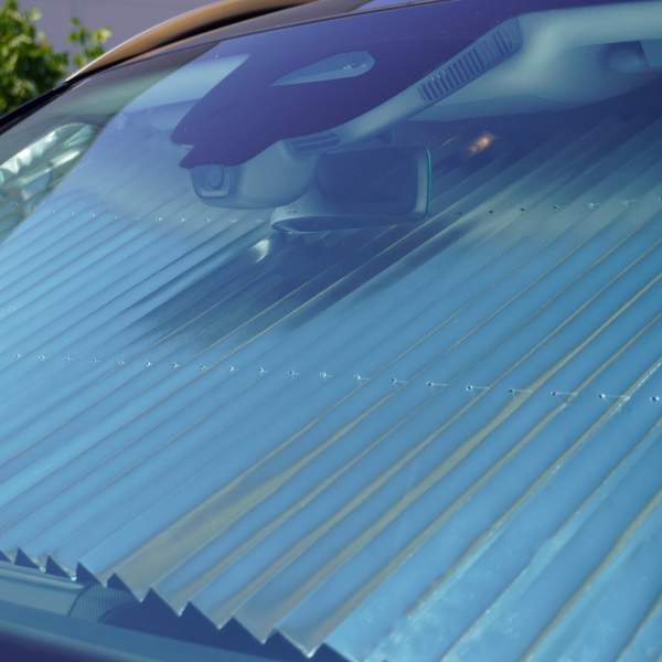 Resigilat - Parasolar auto retractabil 150 x 70cm - Carguard